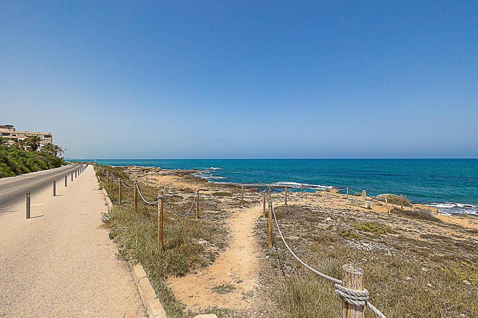 Appartement Miramar Magic Sea & Sunrise View à Torrevieja Extérieur photo